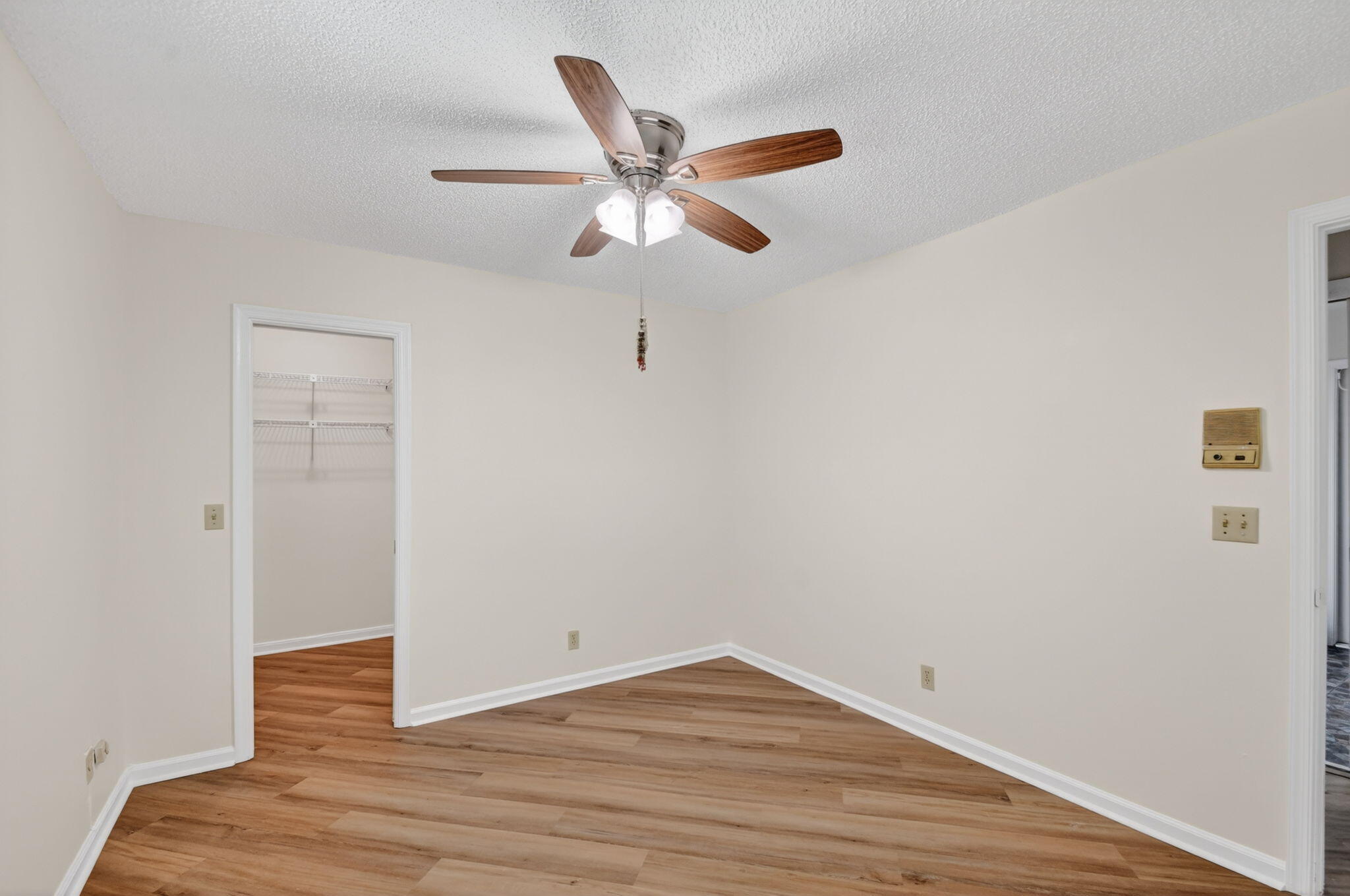 WOODED ACRES - Residential