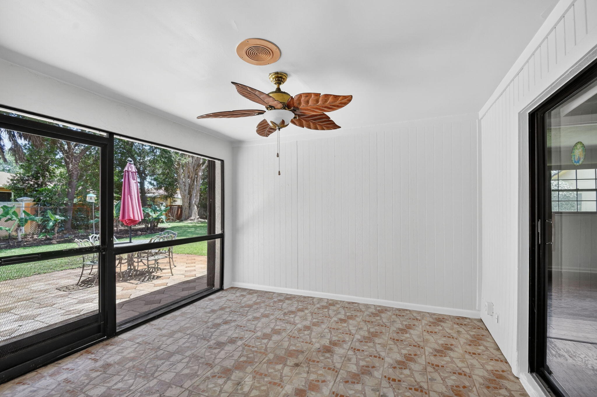 WOODED ACRES - Residential