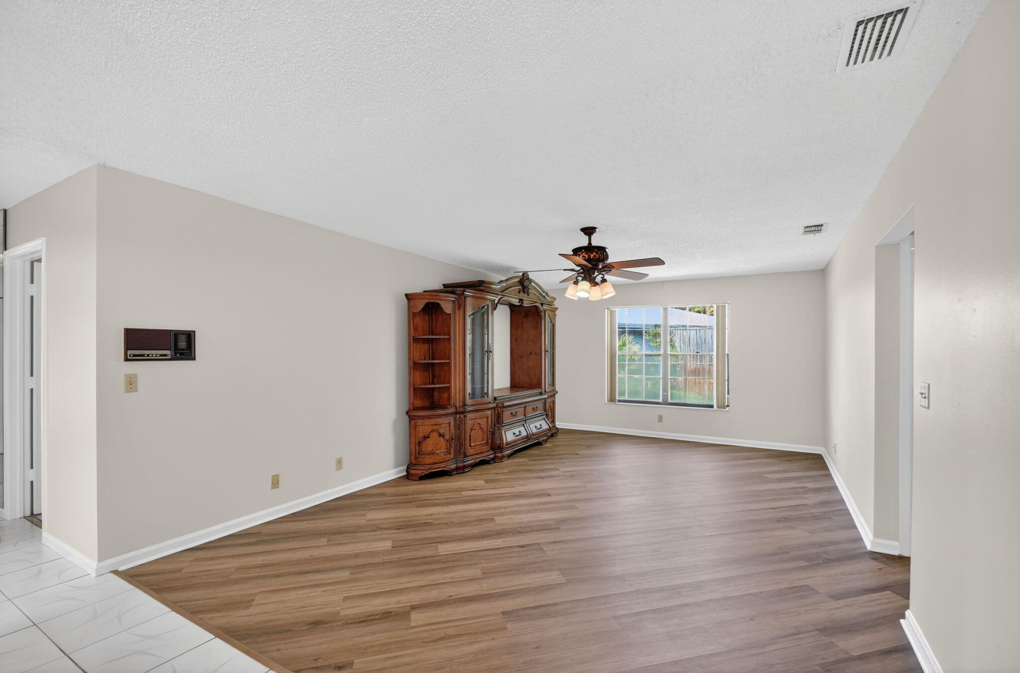 WOODED ACRES - Residential