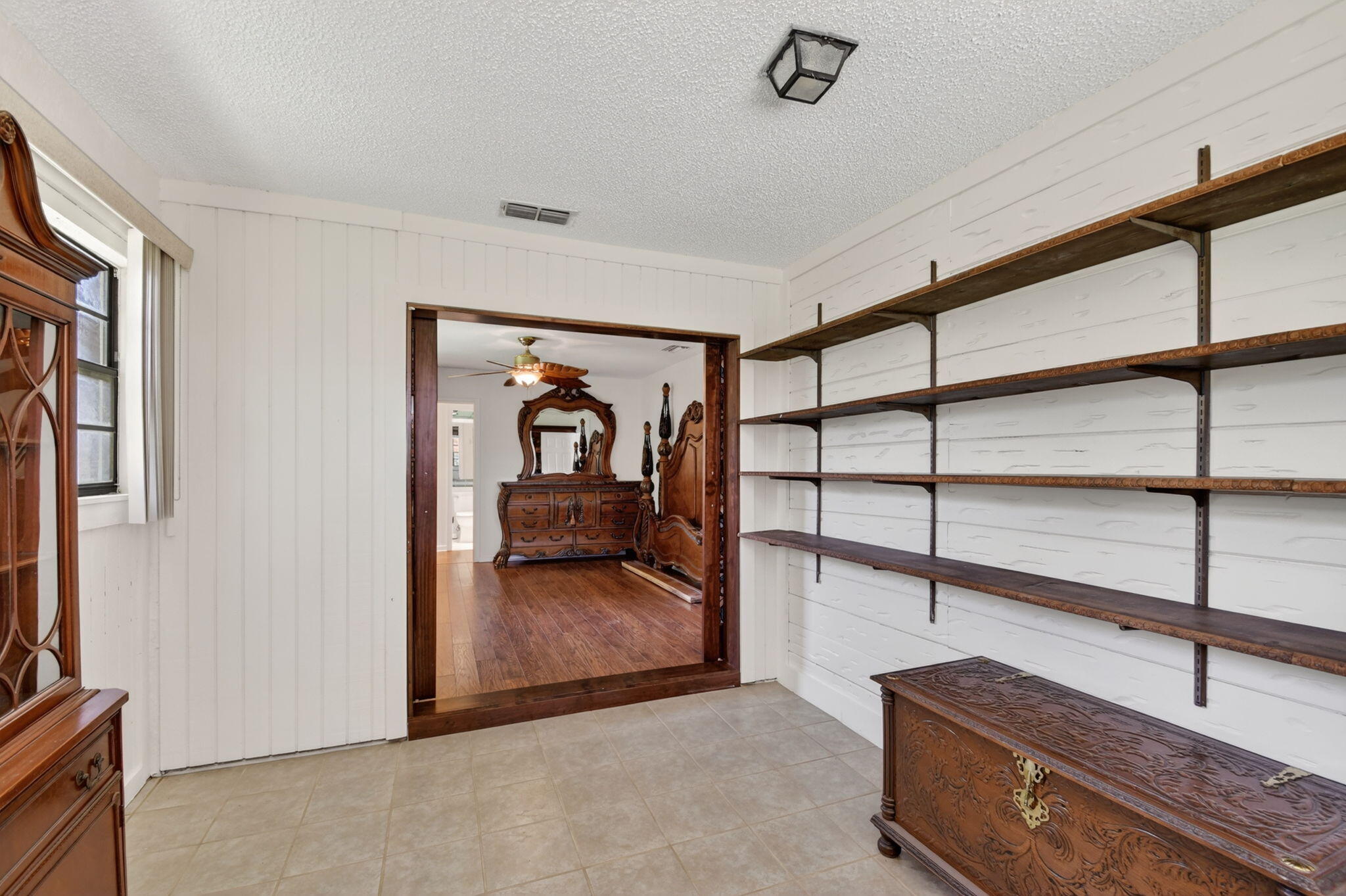 WOODED ACRES - Residential