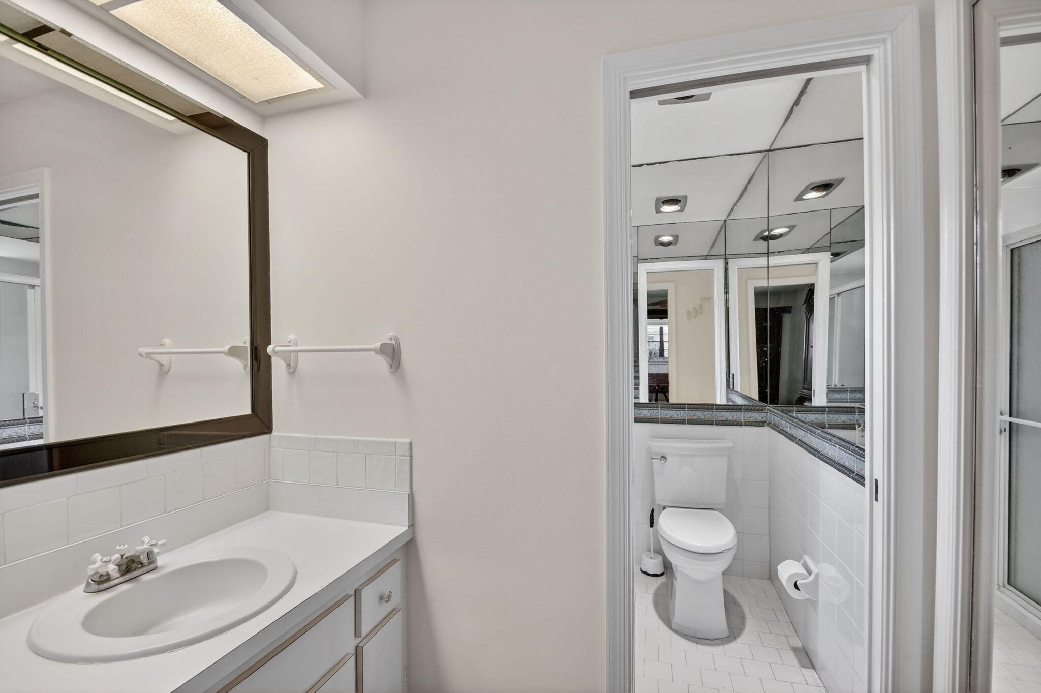 WOODED ACRES - Residential