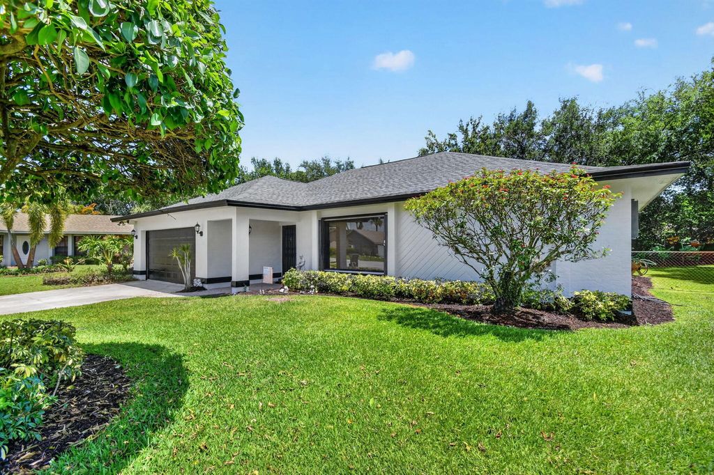 Photo of 980 Ryanwood Drive, West Palm Beach, FL 33413 (MLS # B26020181)