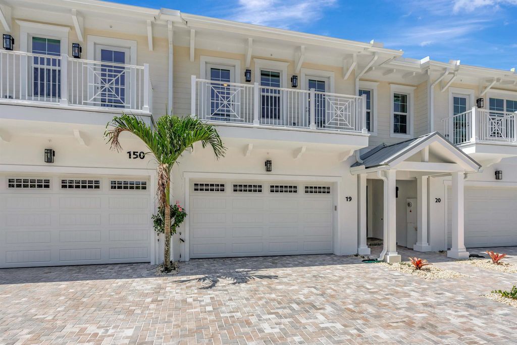 Photo of 150 Water Pointe Place #19, Jupiter, FL 33477 (MLS # R11117151)