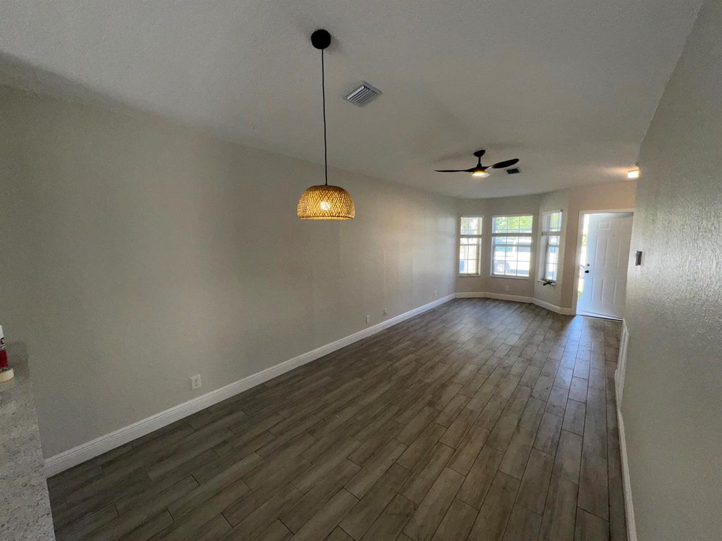 Photo of 412 Circle Drive S, Boynton Beach, FL 33435 (MLS # R11141419)