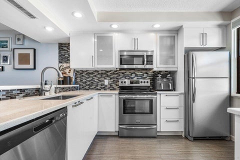 Tiny photo for 6121 Balboa Circle #103, Boca Raton, FL 33433 (MLS # B26089926)