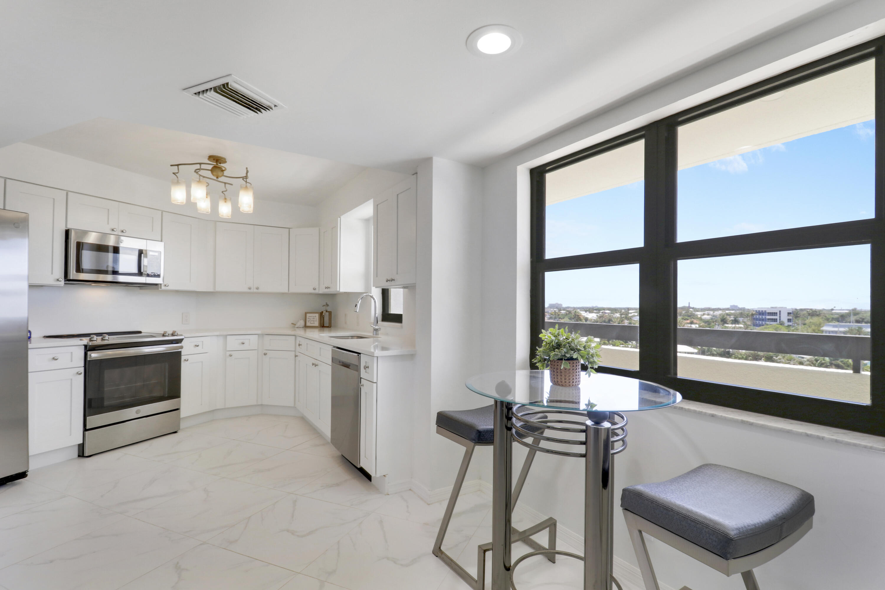 SANDPOINTE BAY CONDO - Residential