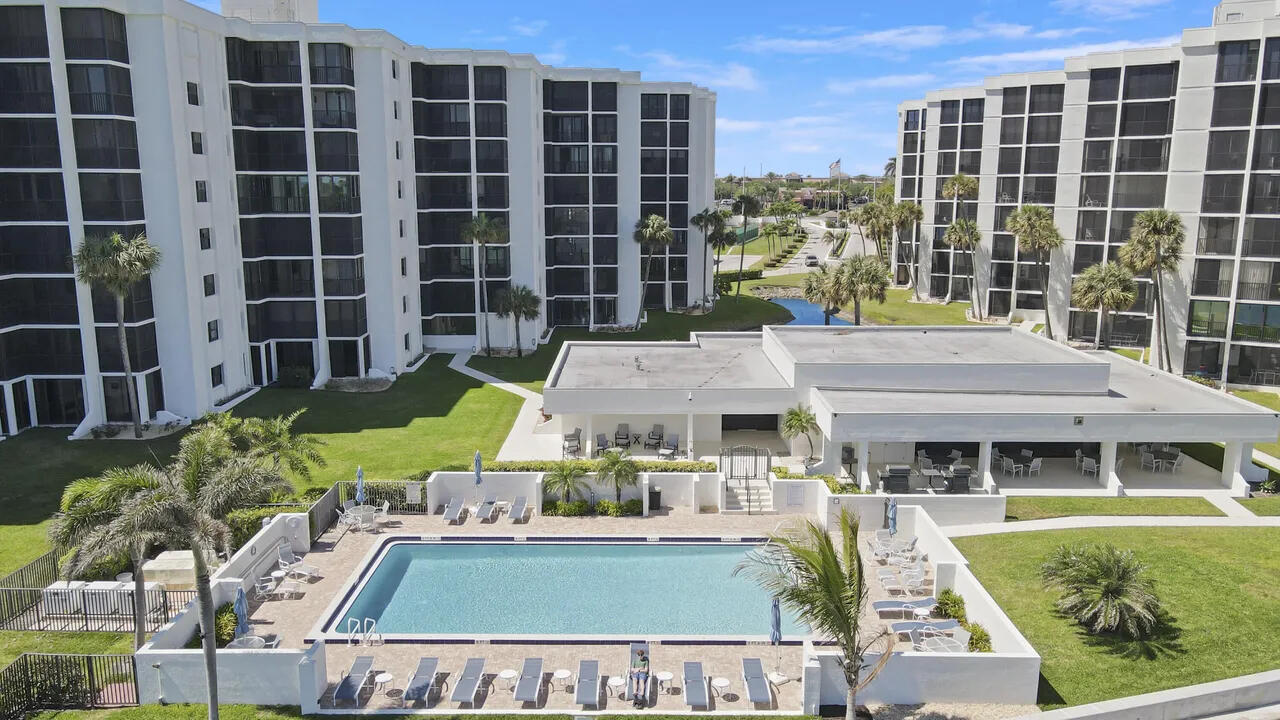 SANDPOINTE BAY CONDO - Residential