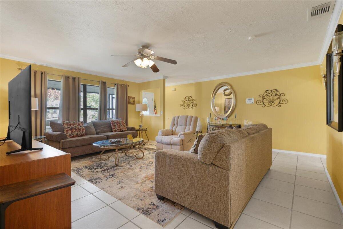 PORT ST LUCIE SECTION 10 - Residential