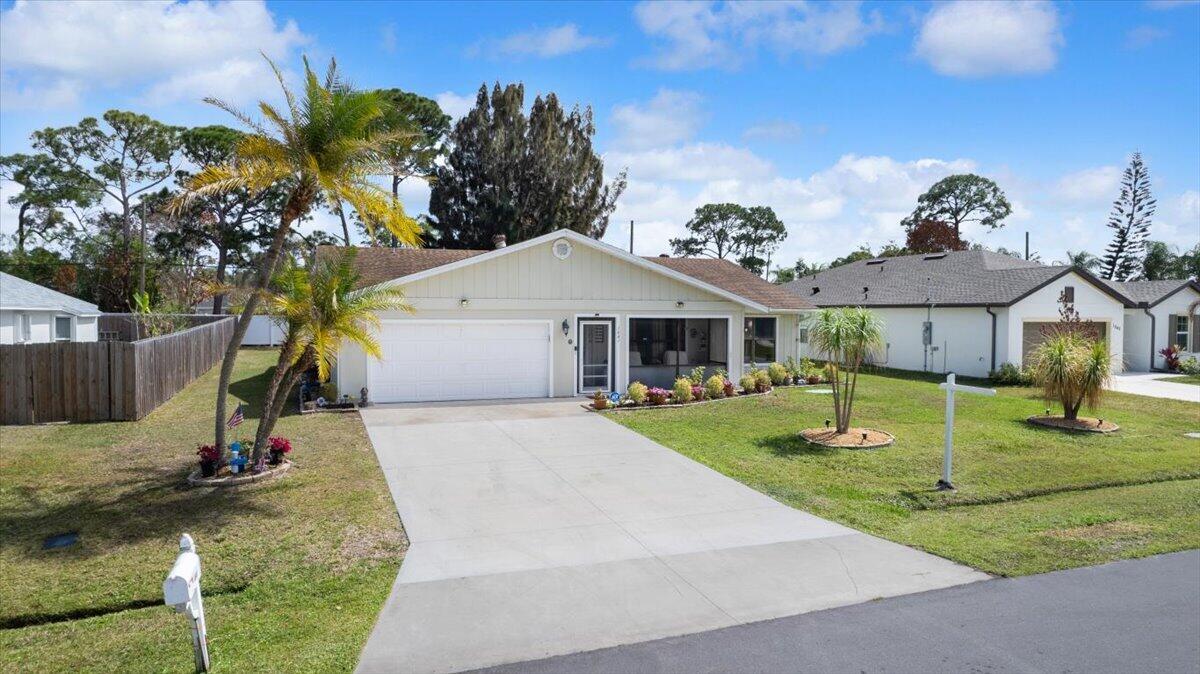 PORT ST LUCIE SECTION 10 - Residential