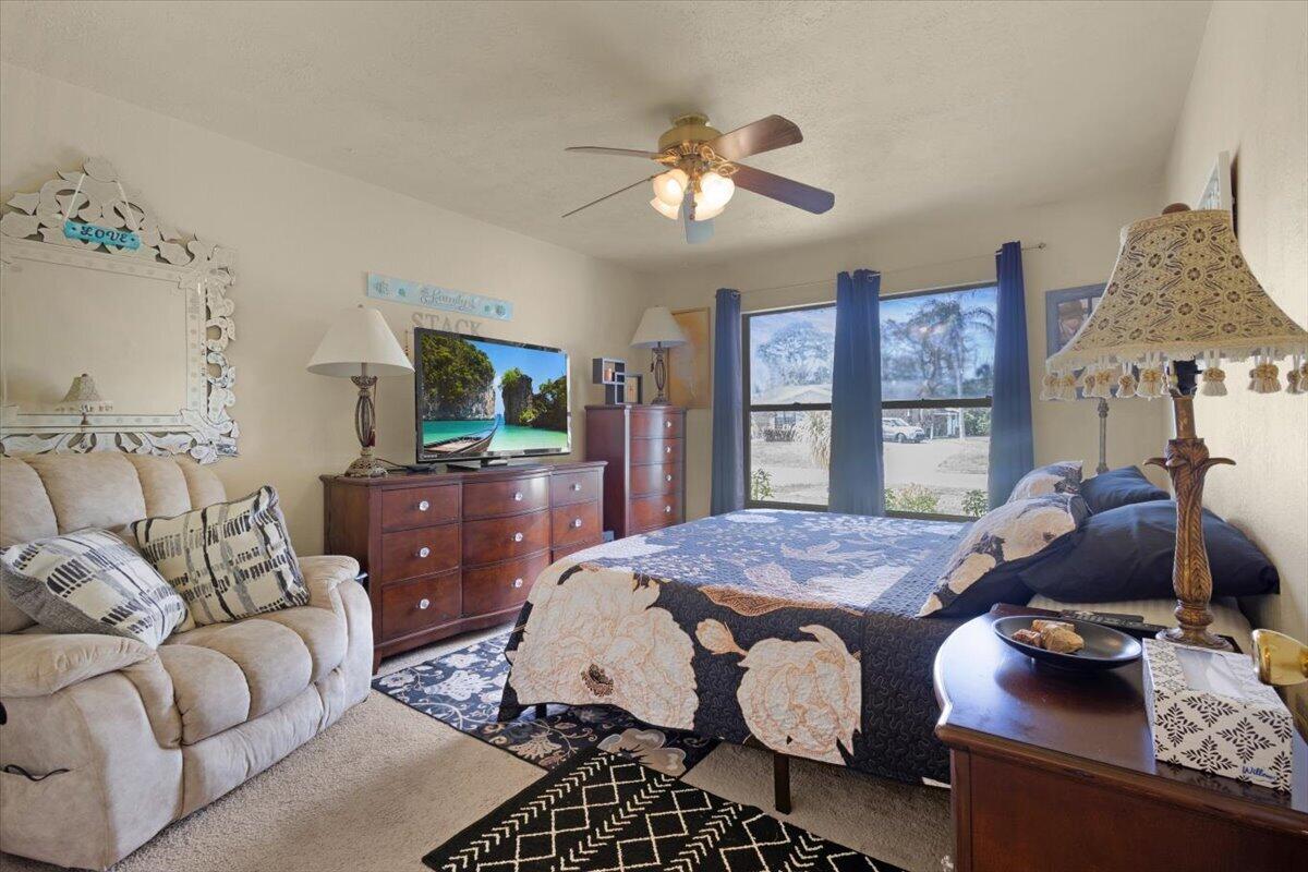 PORT ST LUCIE SECTION 10 - Residential