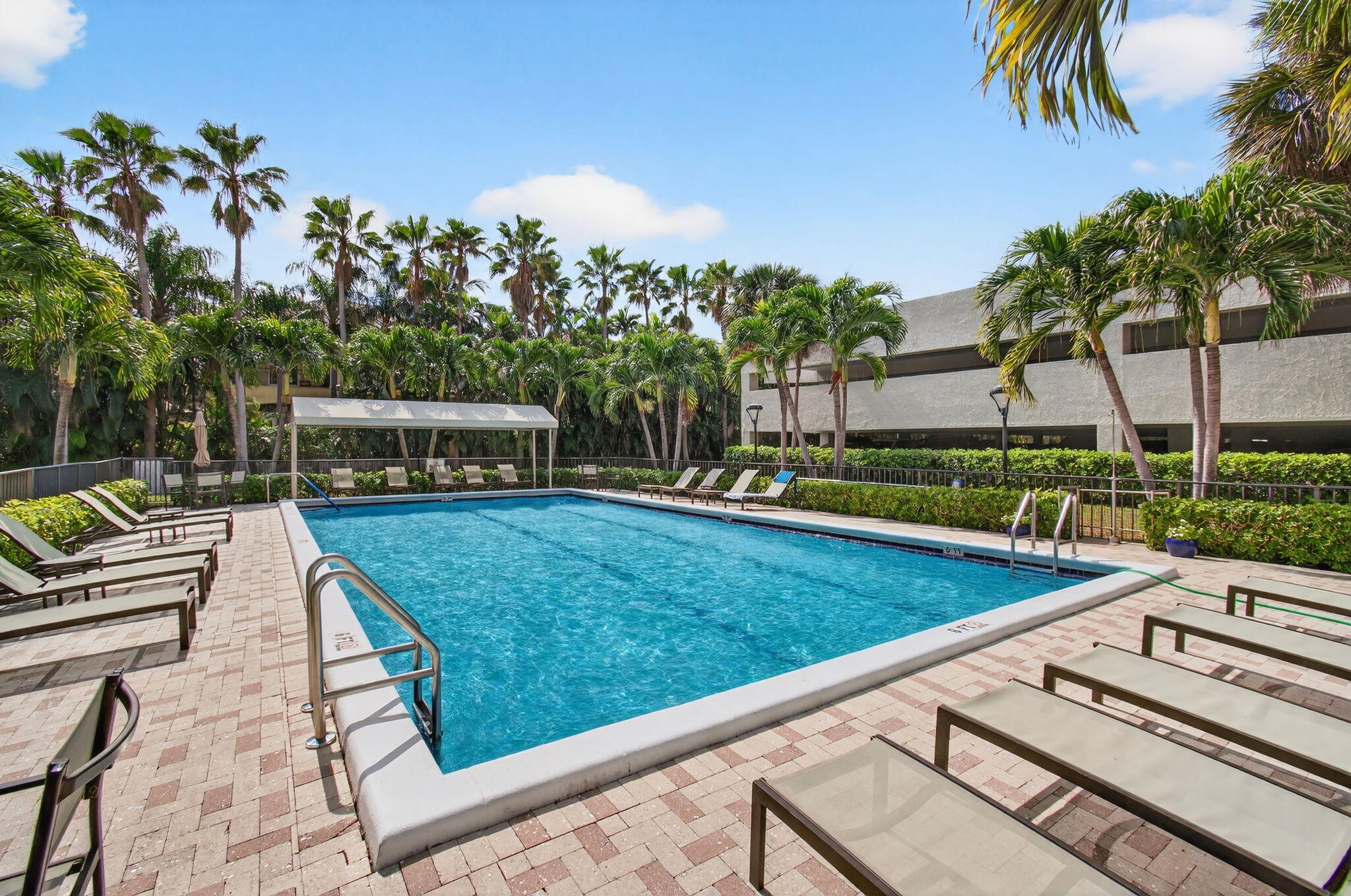 REGENCY HIGHLAND - Residential