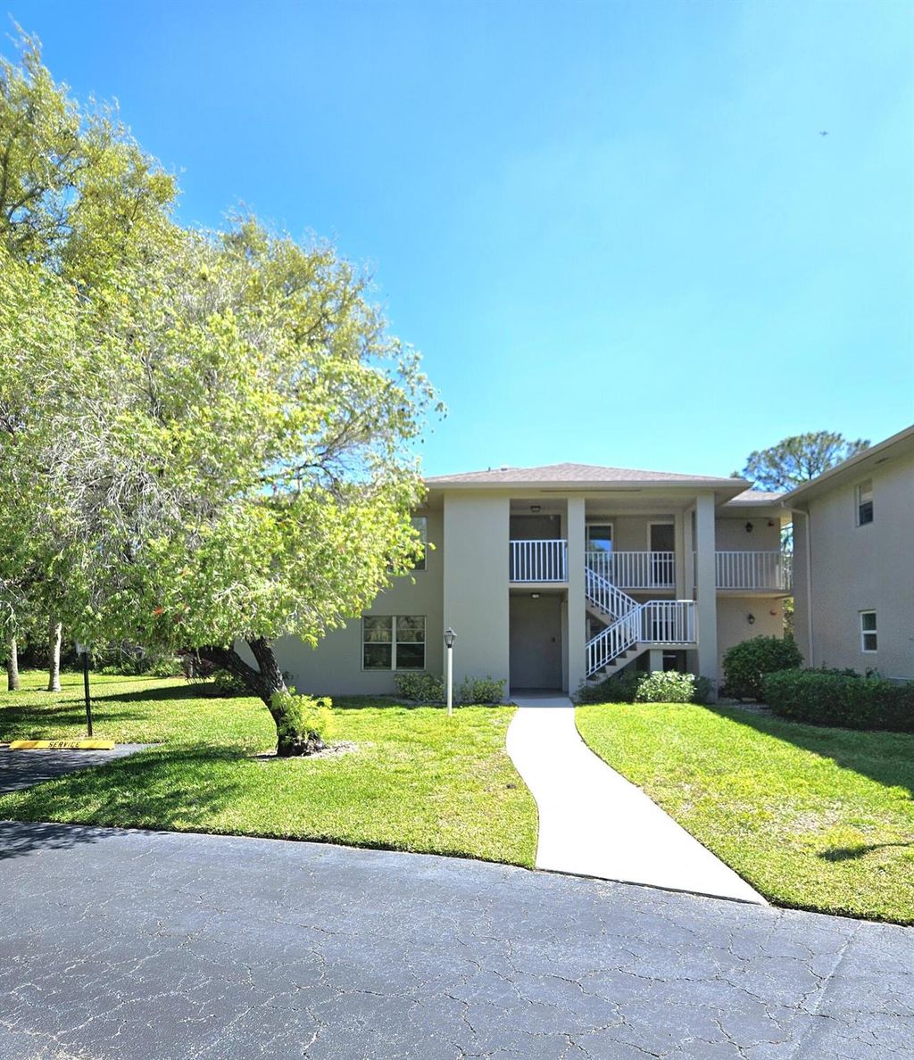 Photo of 23 Lake Vista Trail #206, Port Saint Lucie, FL 34952 (MLS # R11072518)
