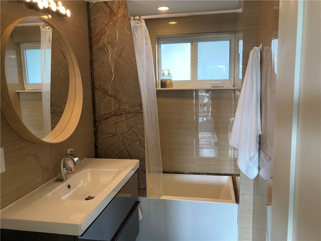 Sea Tower - Residential