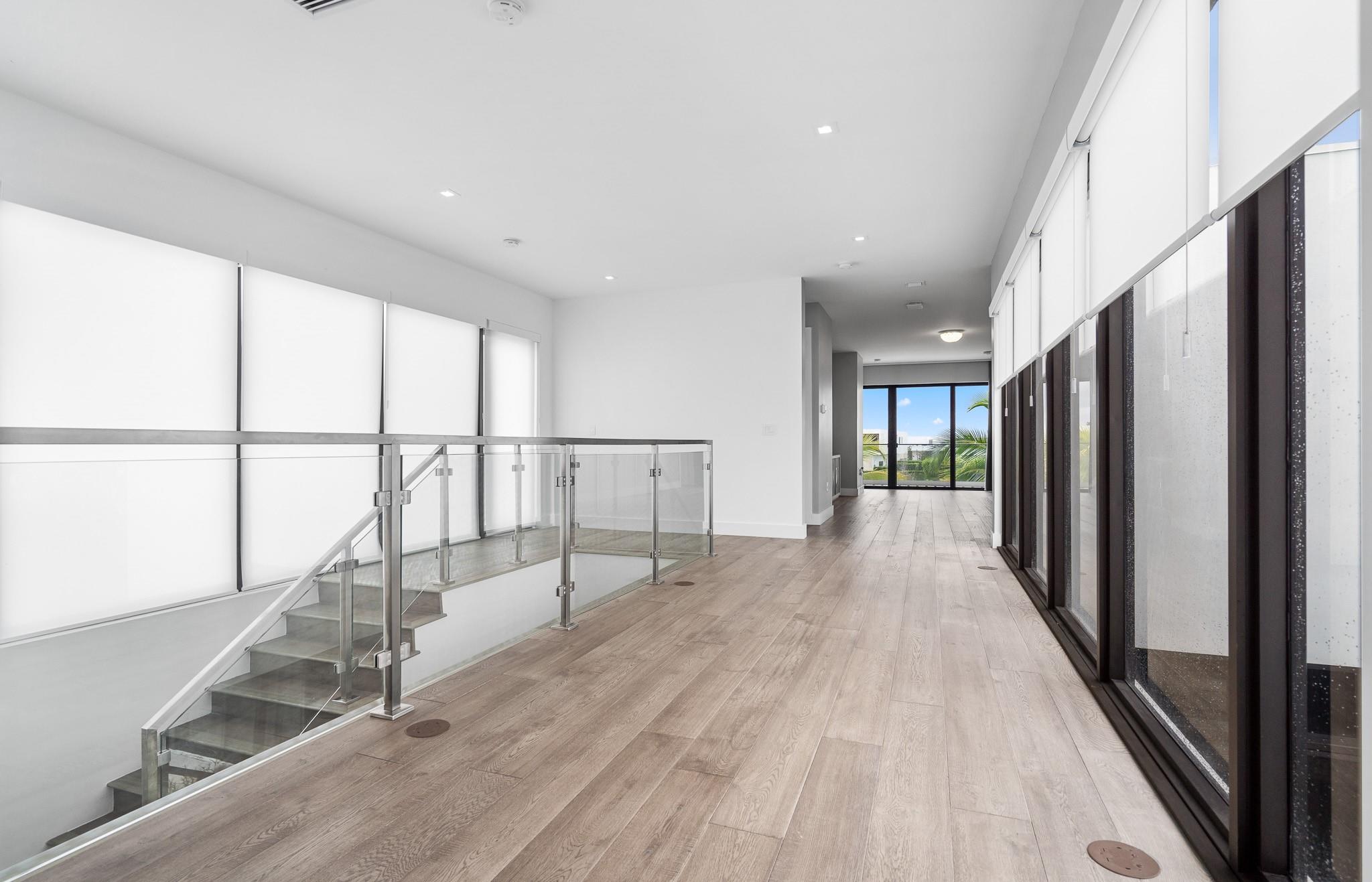 WESTON ESTATES - Residential Lease