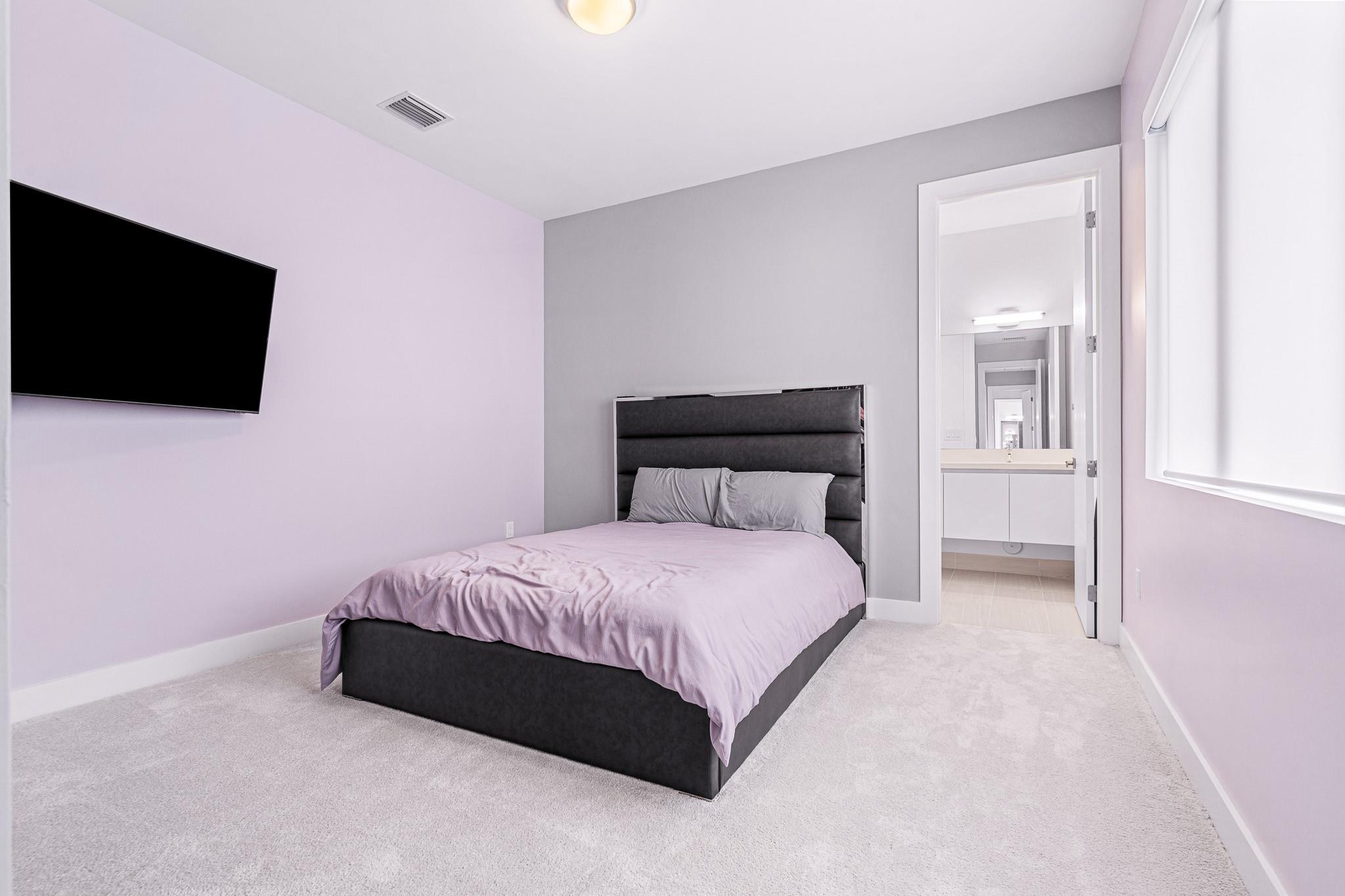 WESTON ESTATES - Residential Lease