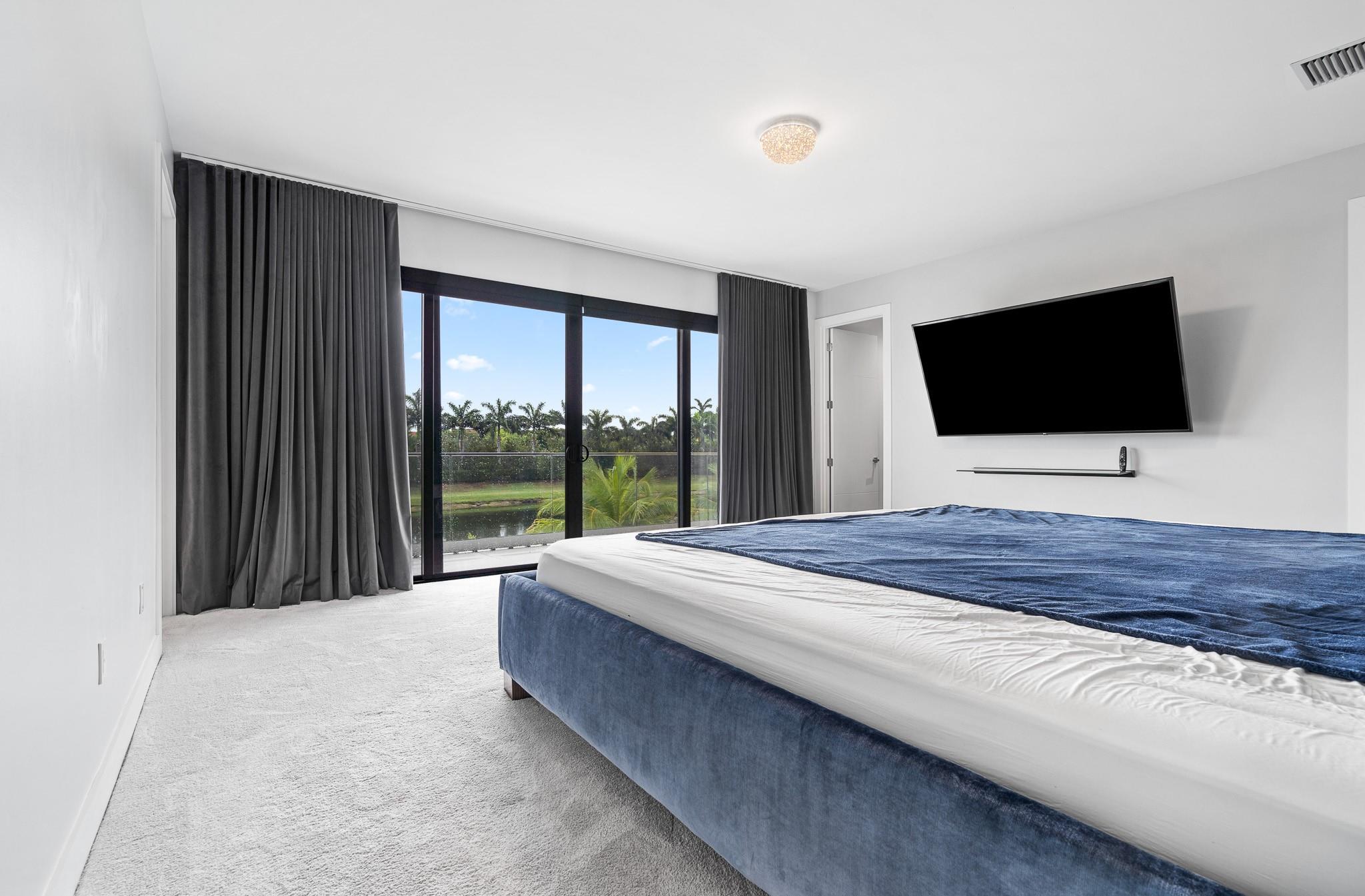 WESTON ESTATES - Residential Lease