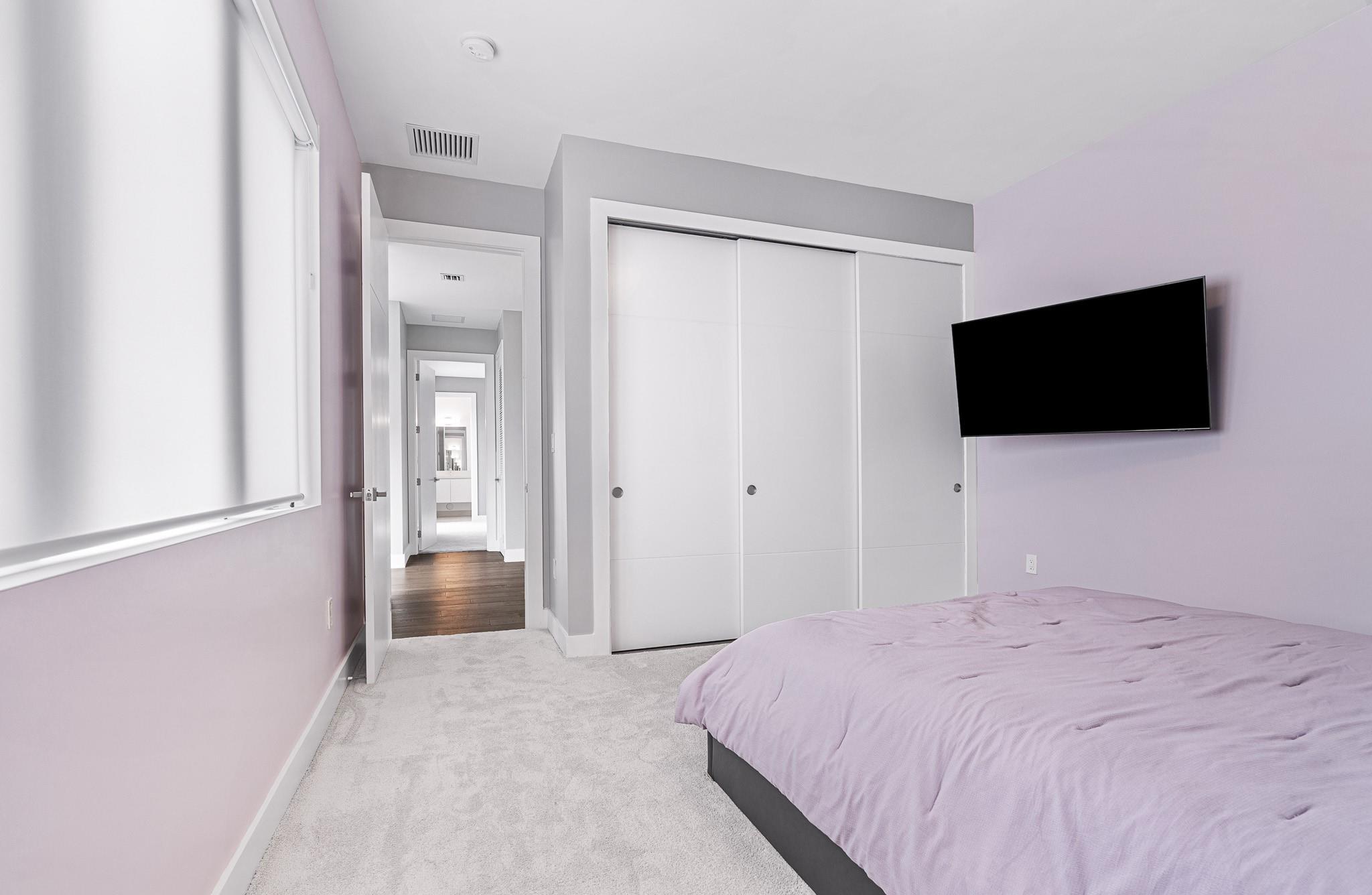 WESTON ESTATES - Residential Lease
