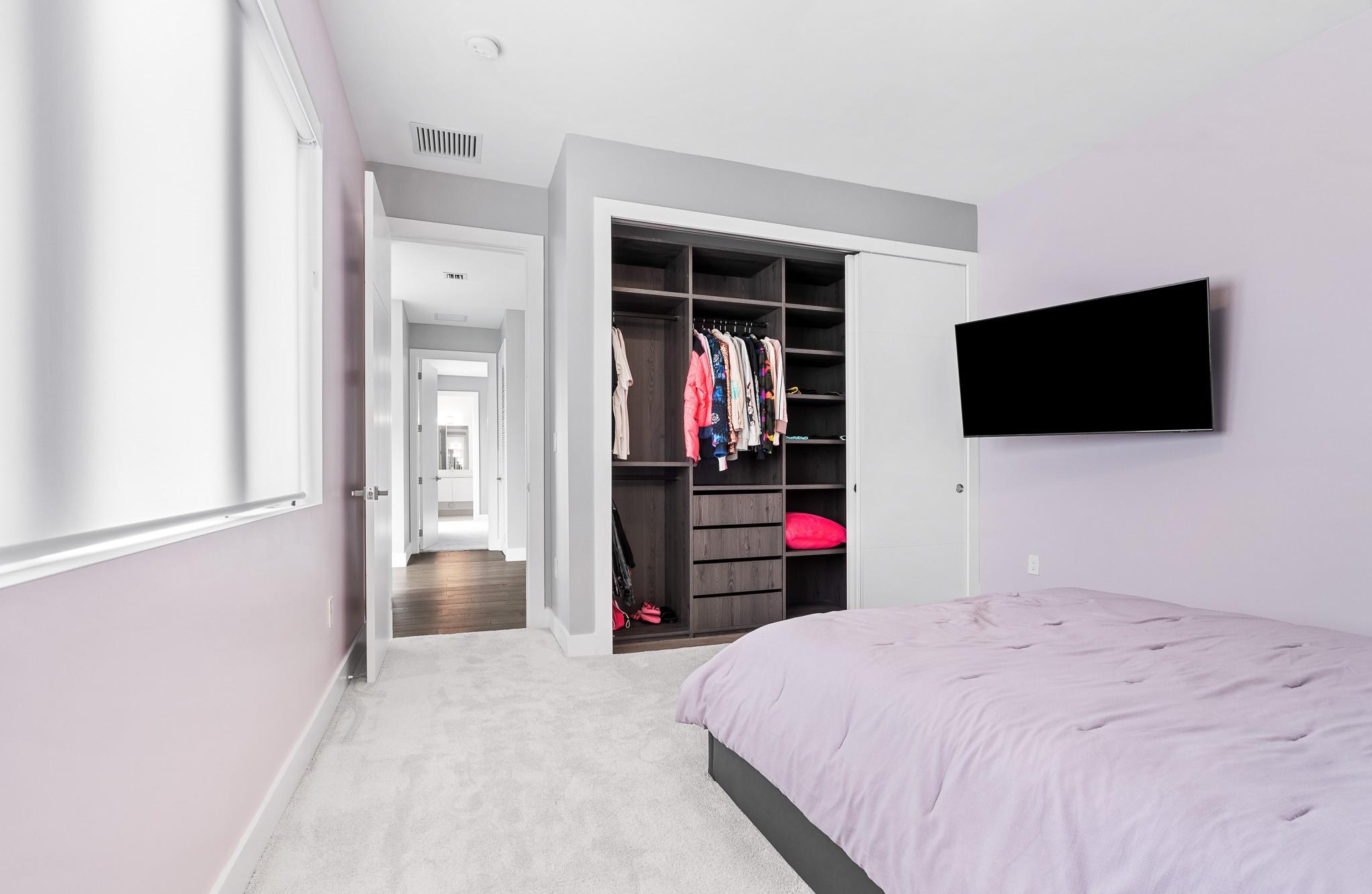 WESTON ESTATES - Residential Lease