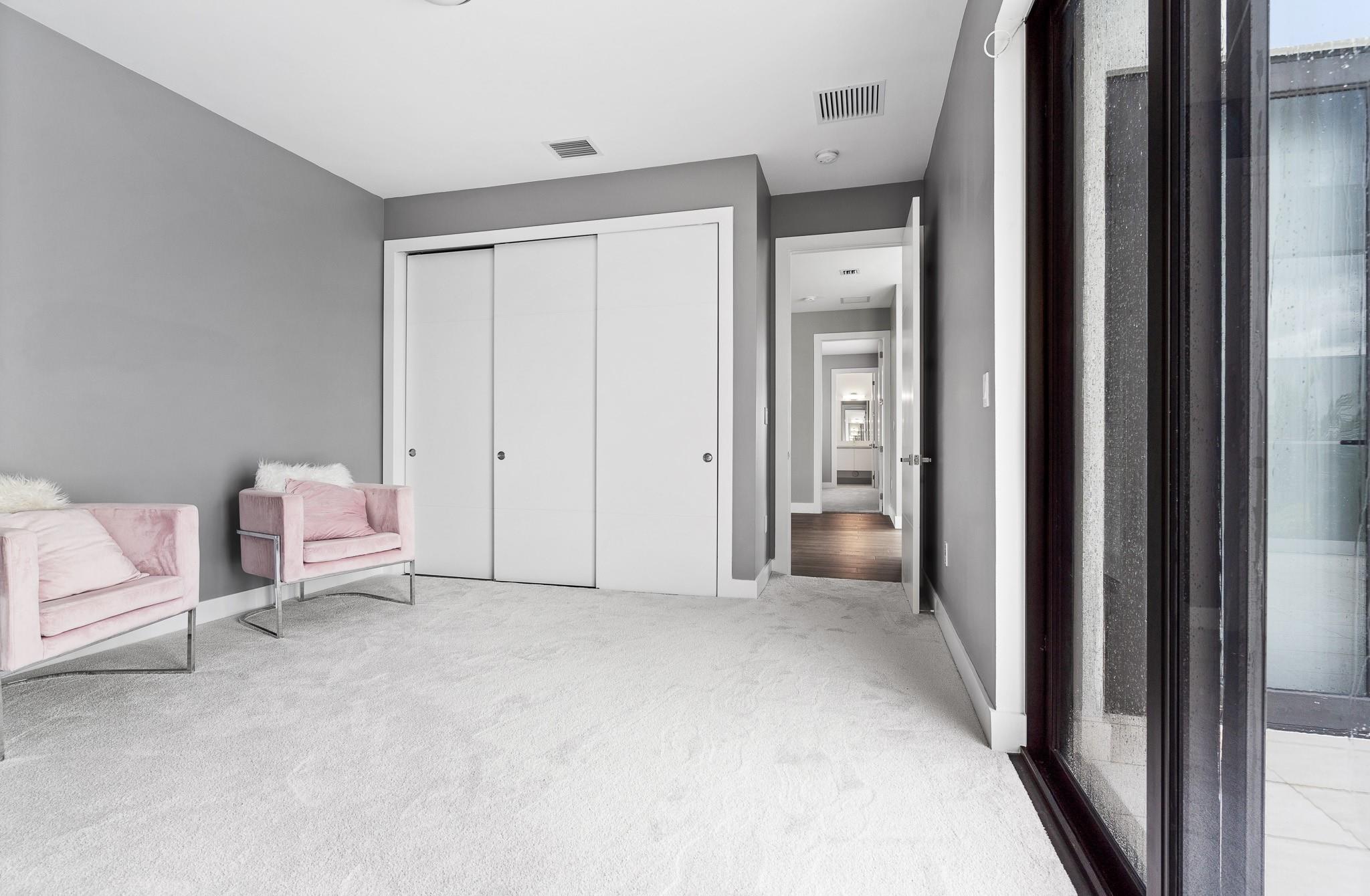 WESTON ESTATES - Residential Lease
