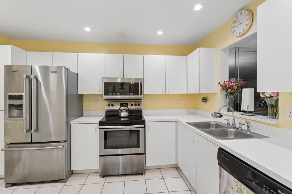 SPRINGTREE WEST COVE - Residential