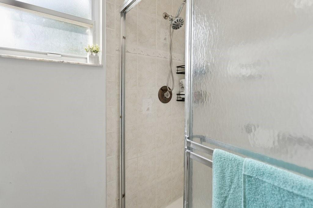 SPRINGTREE WEST COVE - Residential