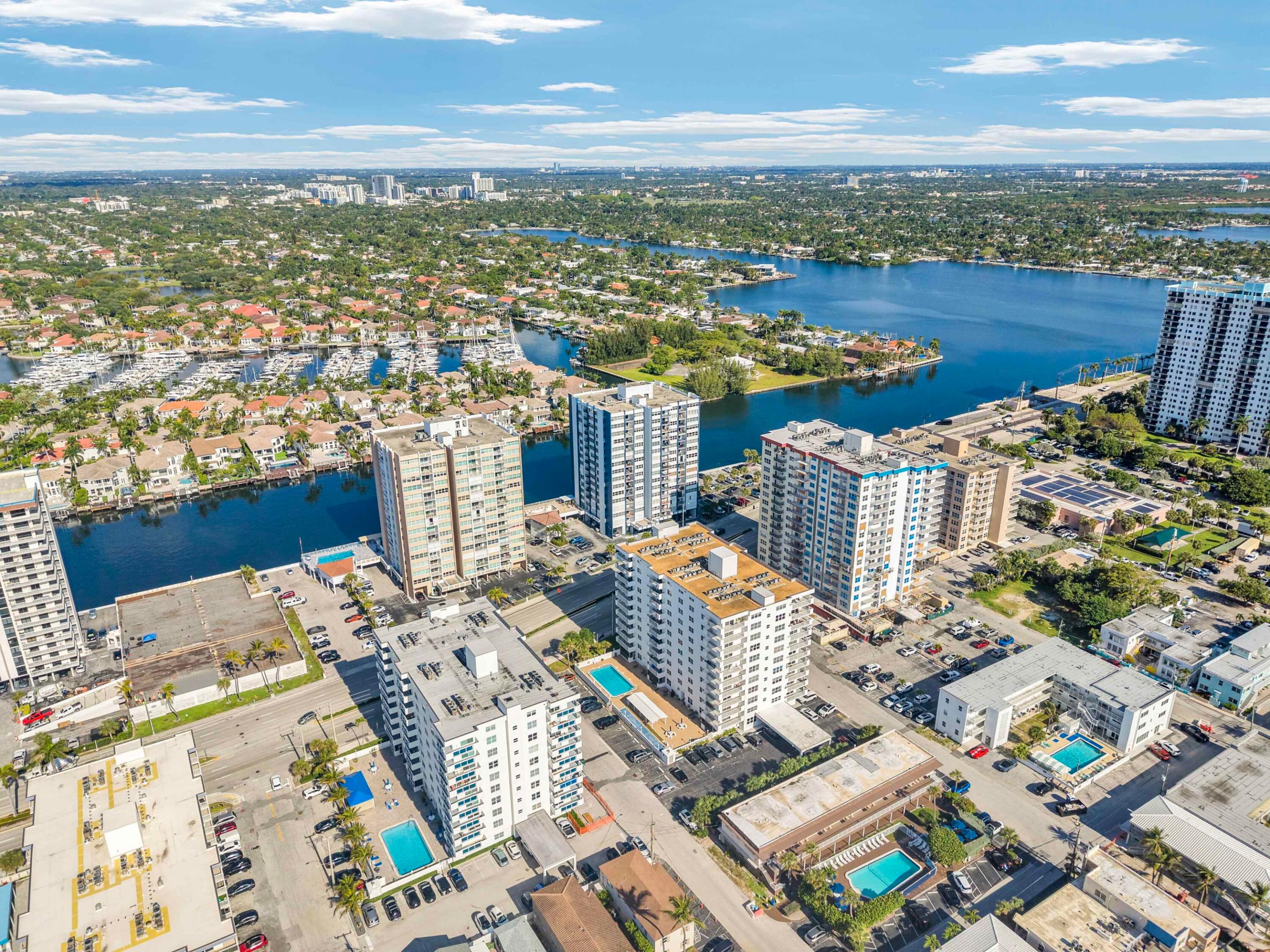 TRAFALGAR TOWERS CONDOMINIUM - Residential