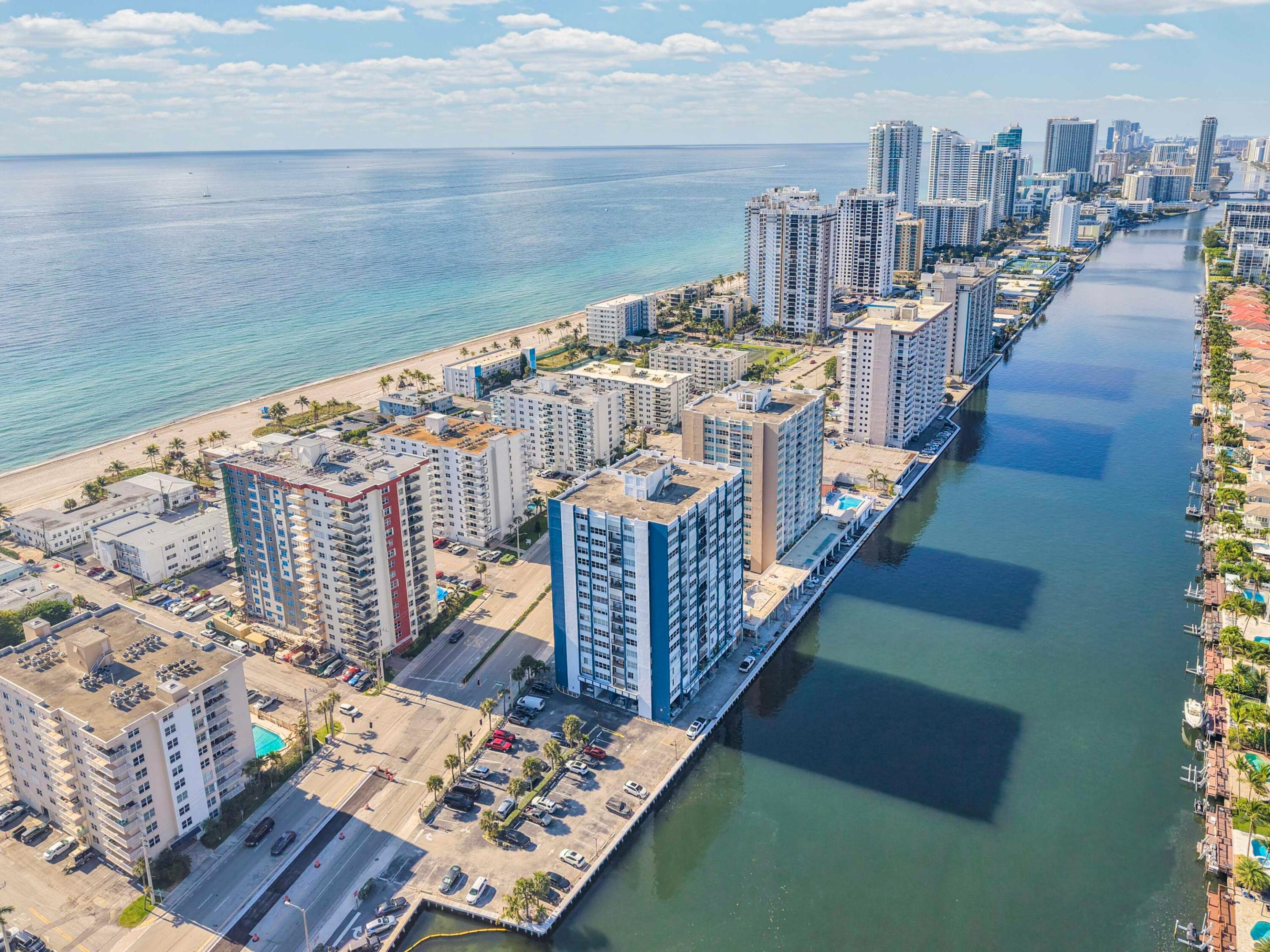 TRAFALGAR TOWERS CONDOMINIUM - Residential