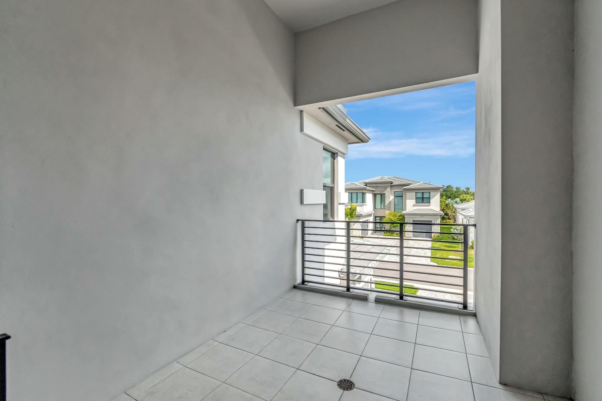 BOCA RATON GOLF COURSE PU - Residential