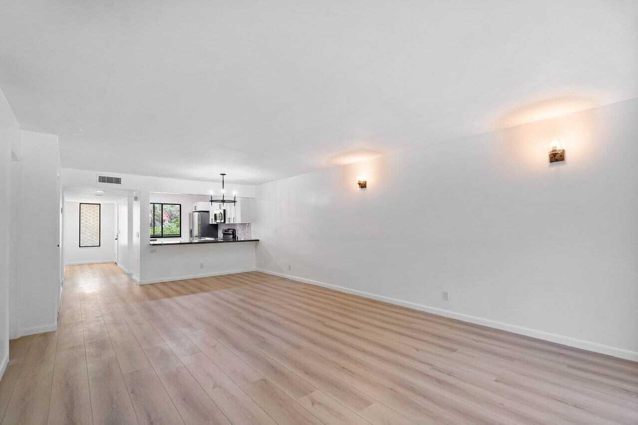 RACQUET CLUB APTS AT BONA - Residential Lease