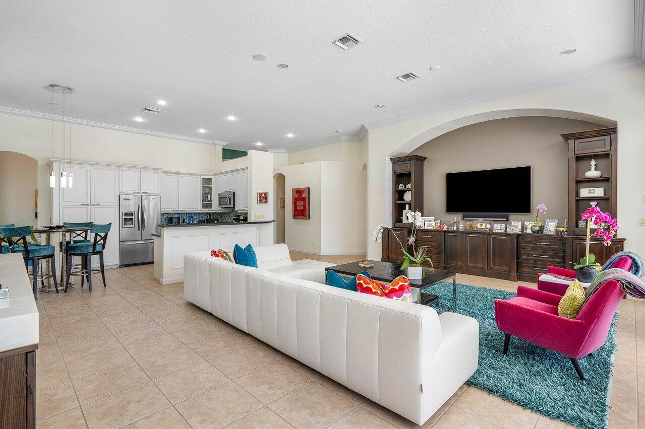 MIRASOL PAR 14 - Residential
