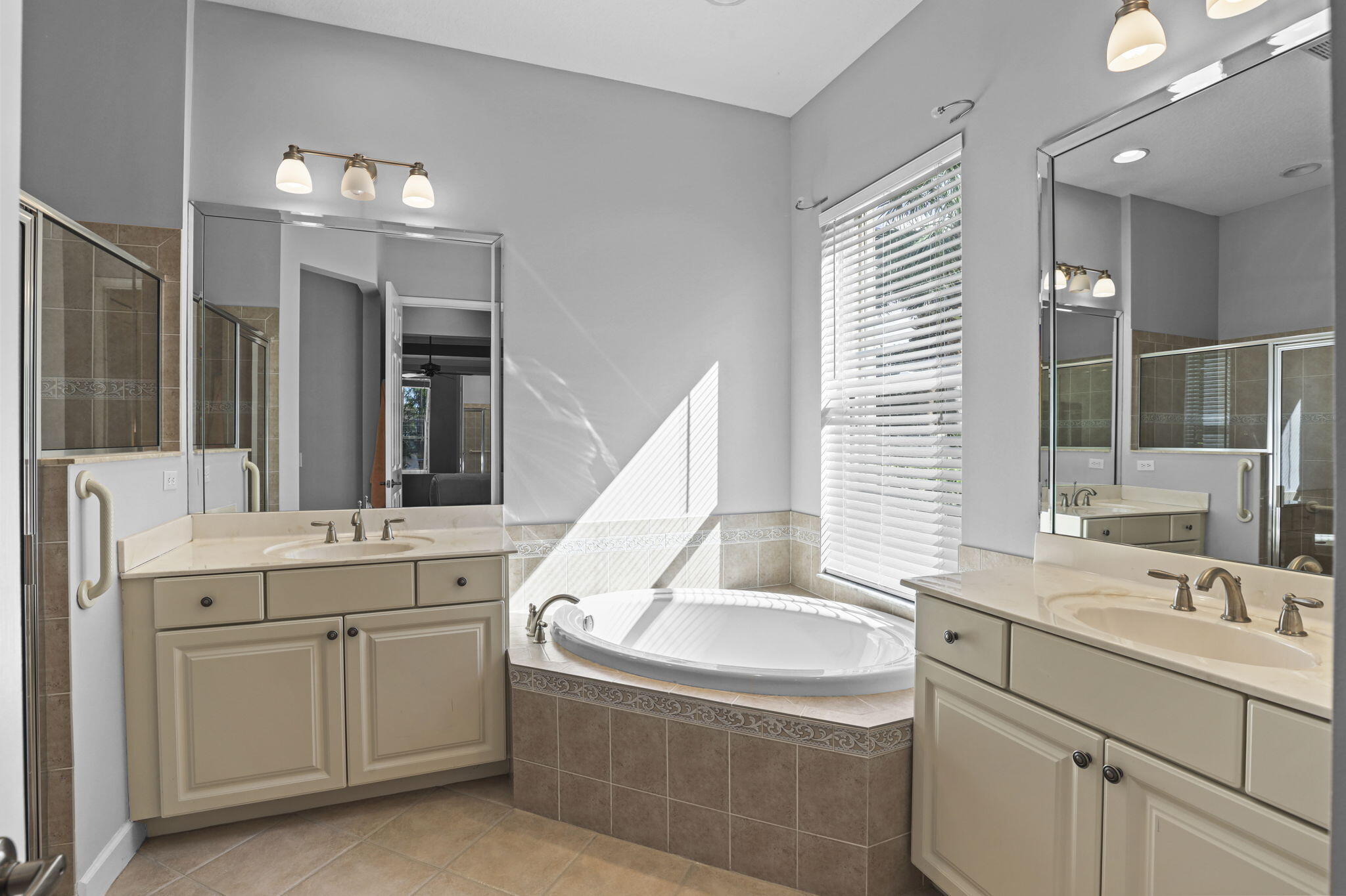 MAIDSTONE - Residential