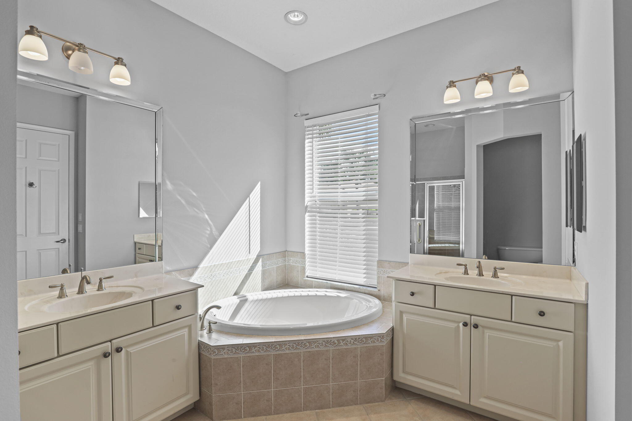 MAIDSTONE - Residential