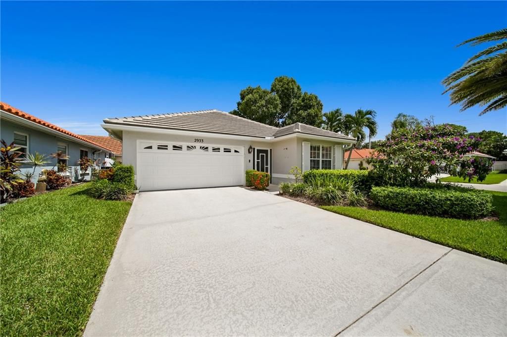 Photo of 2933 SW Shinnecock Hills Ct Ct, Palm City, FL 34990 (MLS # F10348500)