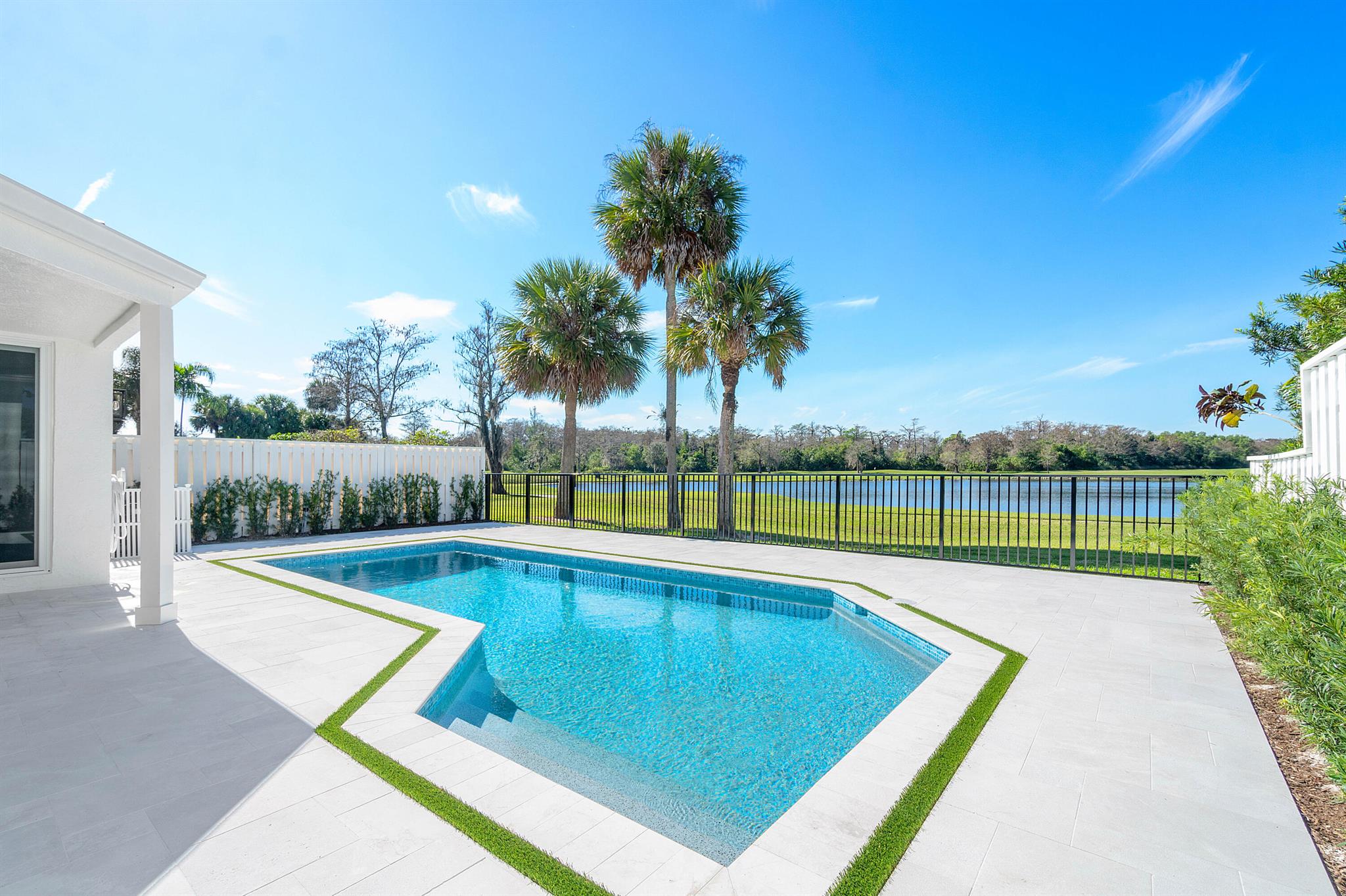 CHUKKER COVE P B POLO & C - Residential