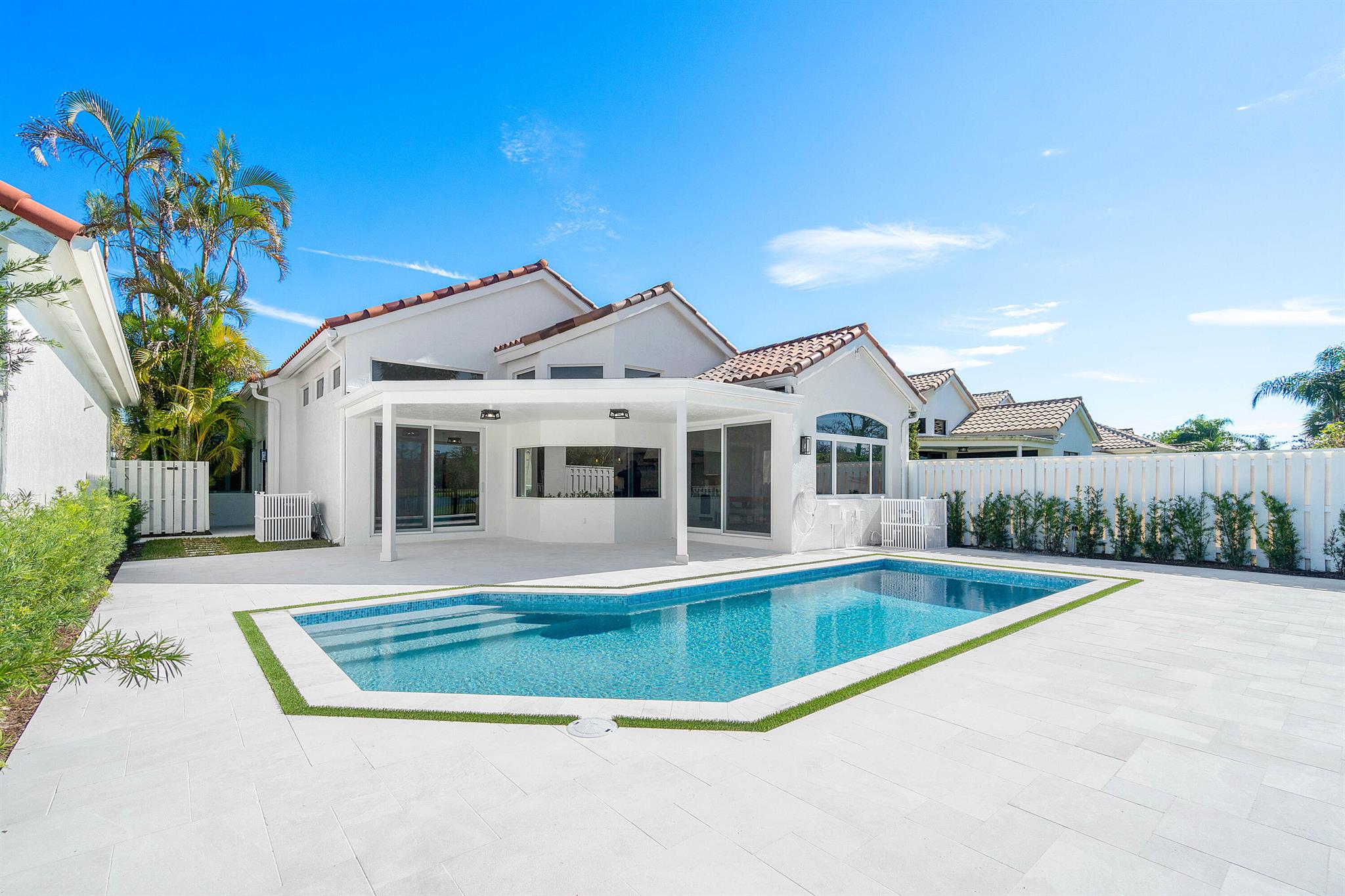 CHUKKER COVE P B POLO & C - Residential