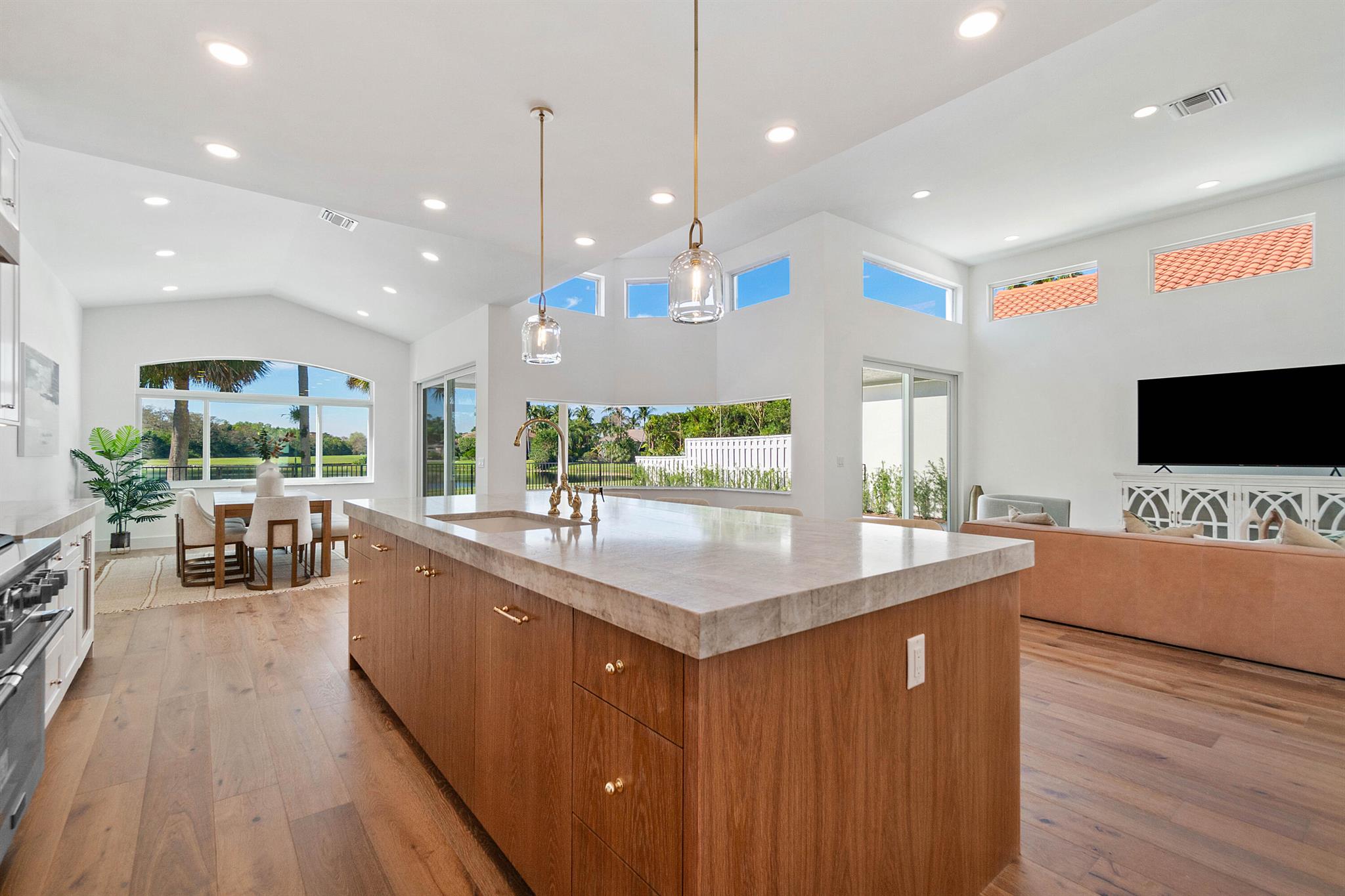 CHUKKER COVE P B POLO & C - Residential