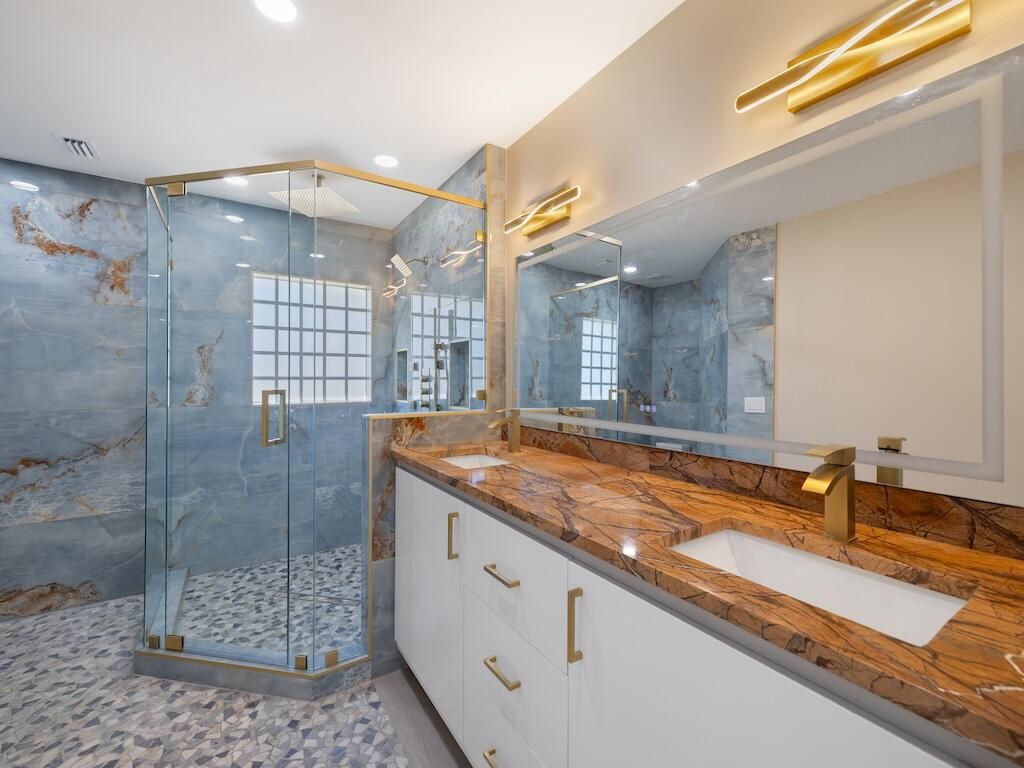 Photo of 3350 13th Street SW, Vero Beach, FL 32968 (MLS # R11160585)