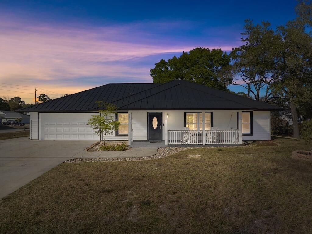 Photo of 3350 13th Street SW, Vero Beach, FL 32968 (MLS # R11160585)