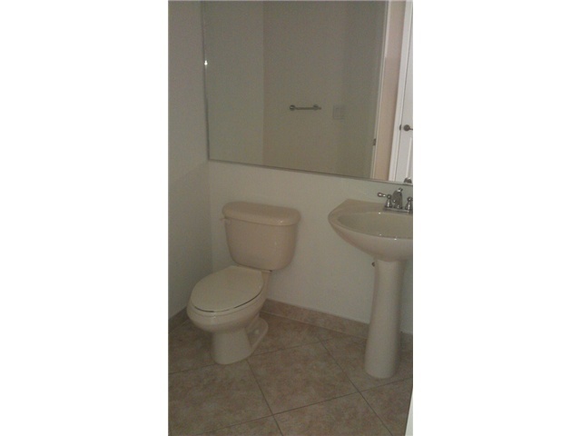 DREXEL PARK - Residential Lease