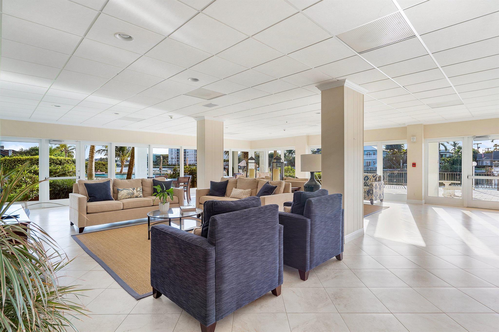 Seagate Manor - Residential