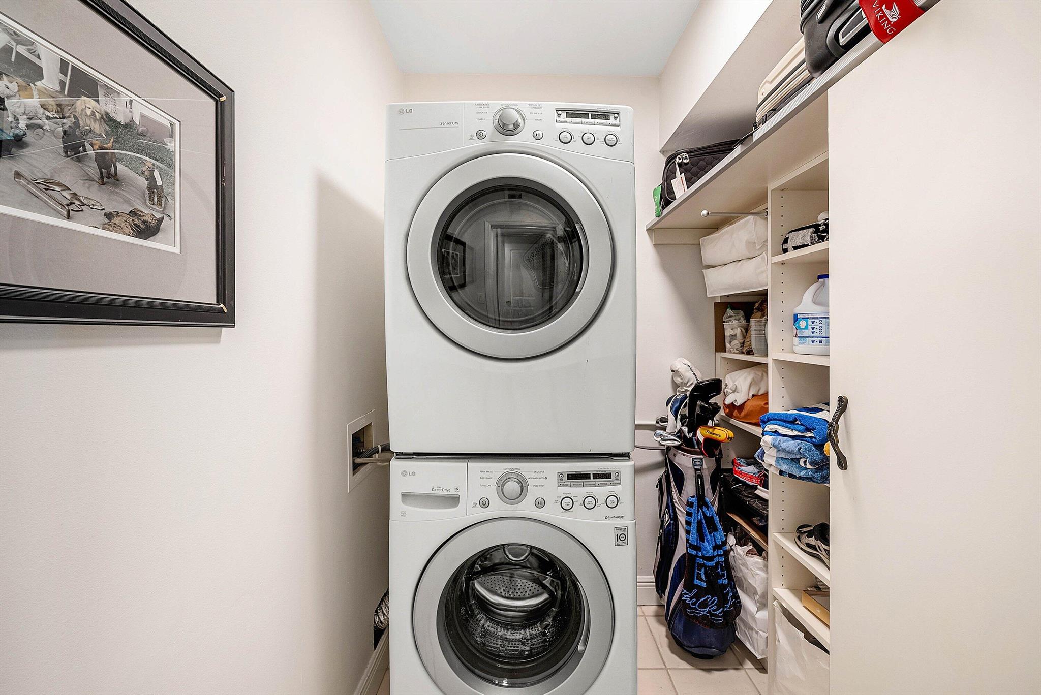 Seagate Manor - Residential