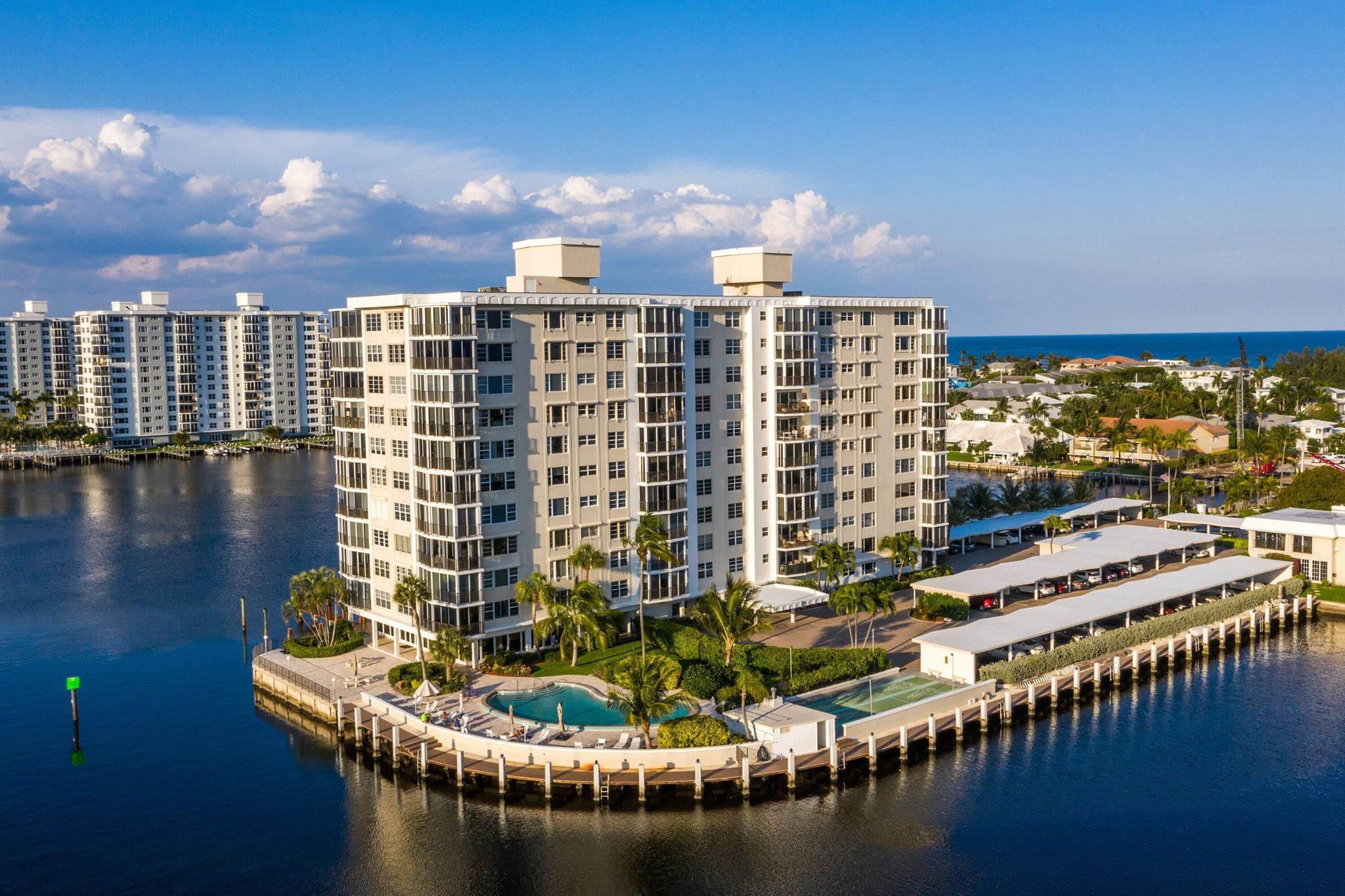 Seagate Manor - Residential