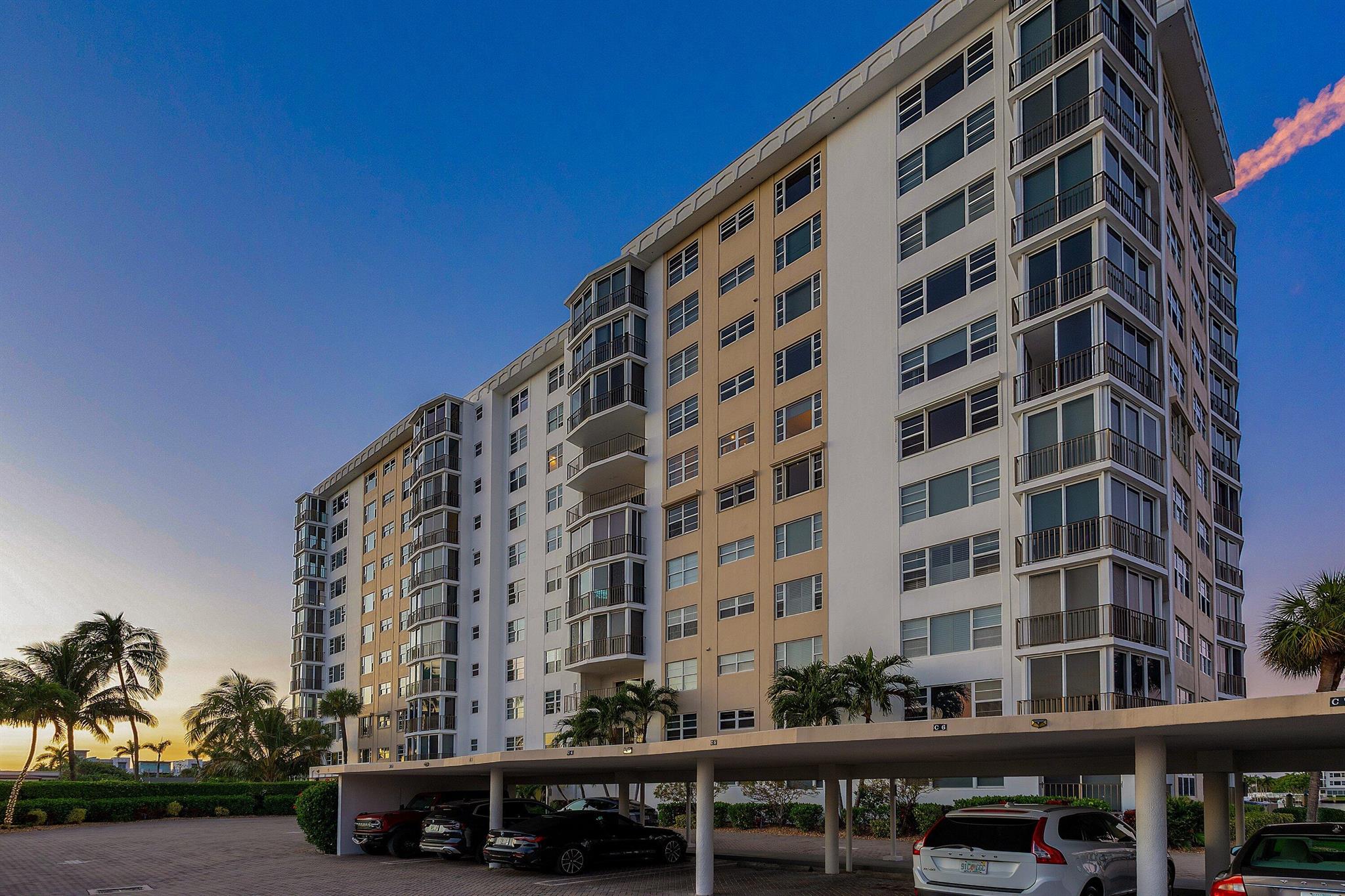 Seagate Manor - Residential