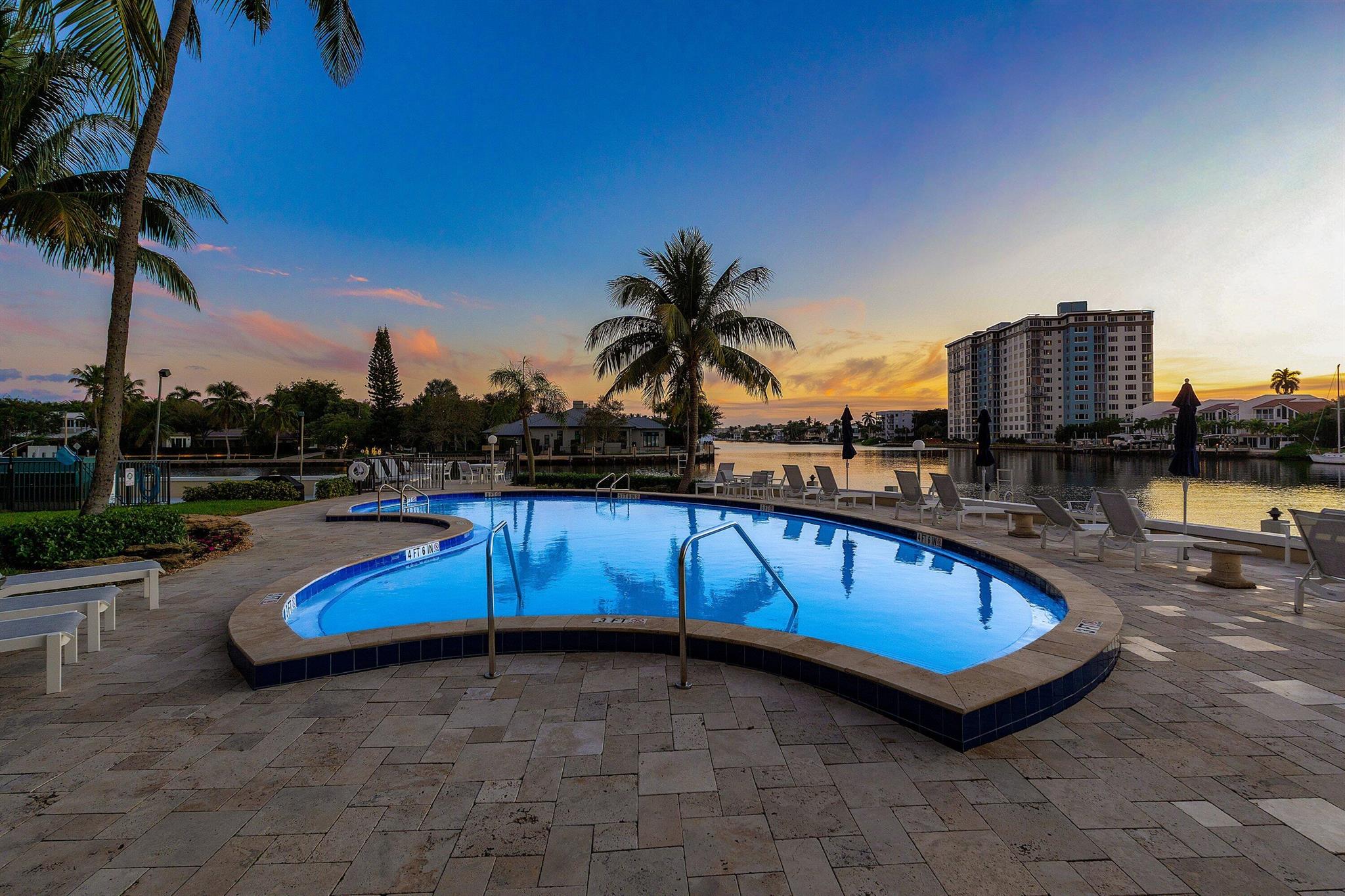 Seagate Manor - Residential