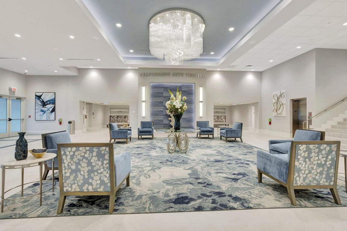 HUNTINGTON POINTE - Residential