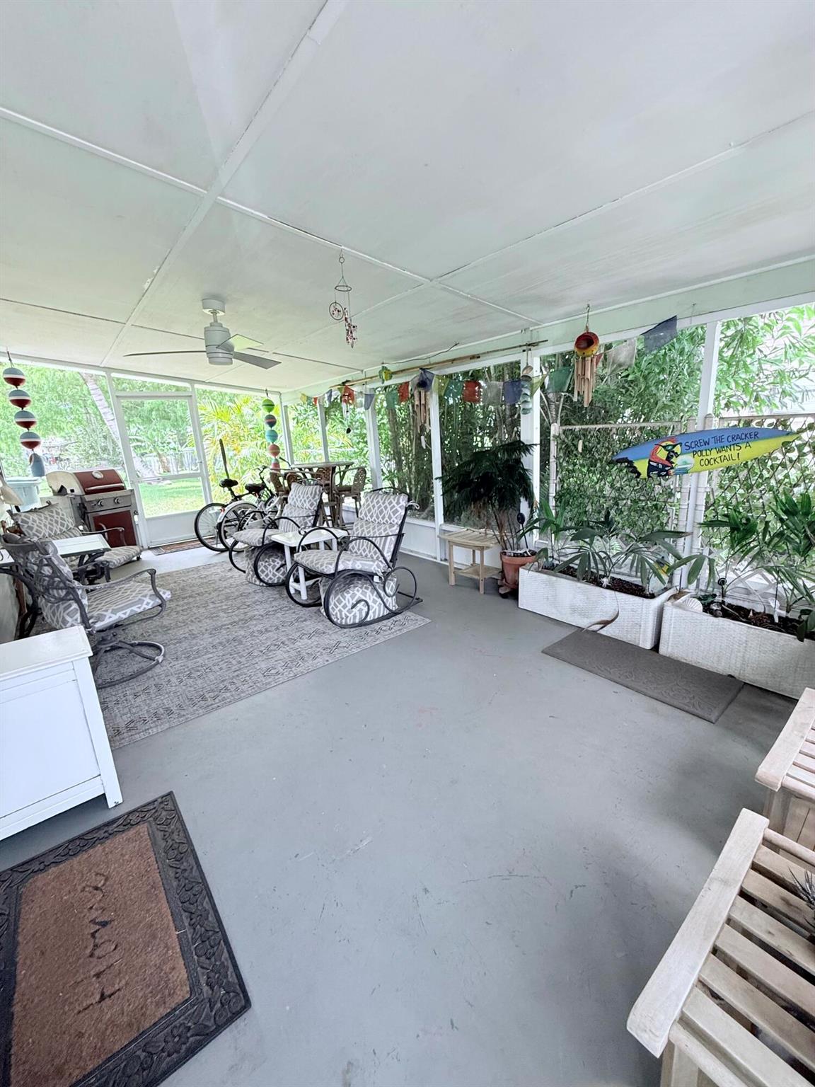 1736 Hunter Road