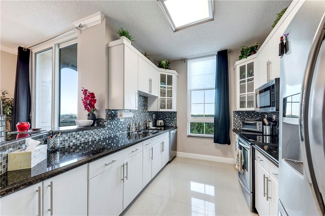 520 SE 5th Ave 1703