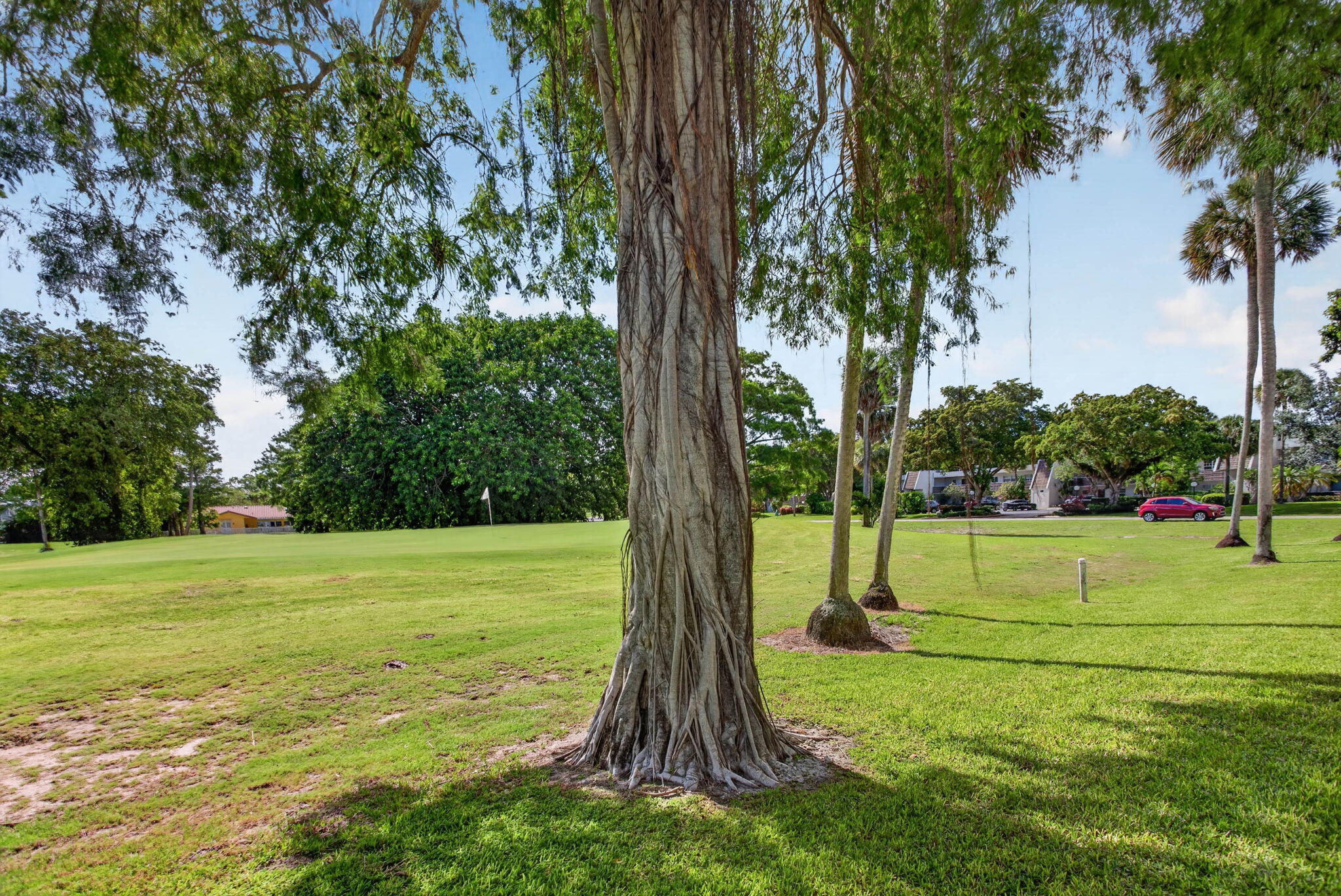 NO 87 PALM-AIRE COUNTRY CLUB - Residential