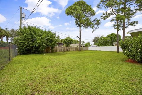 A home in Port St Lucie