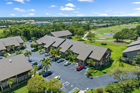 Condominium in Hobe Sound FL 6255 Charleston Place Pl 39.jpg